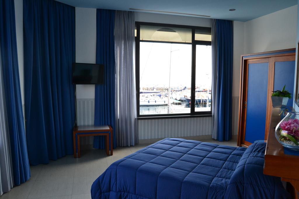 Transatlantico Hotel Naples Exterior photo